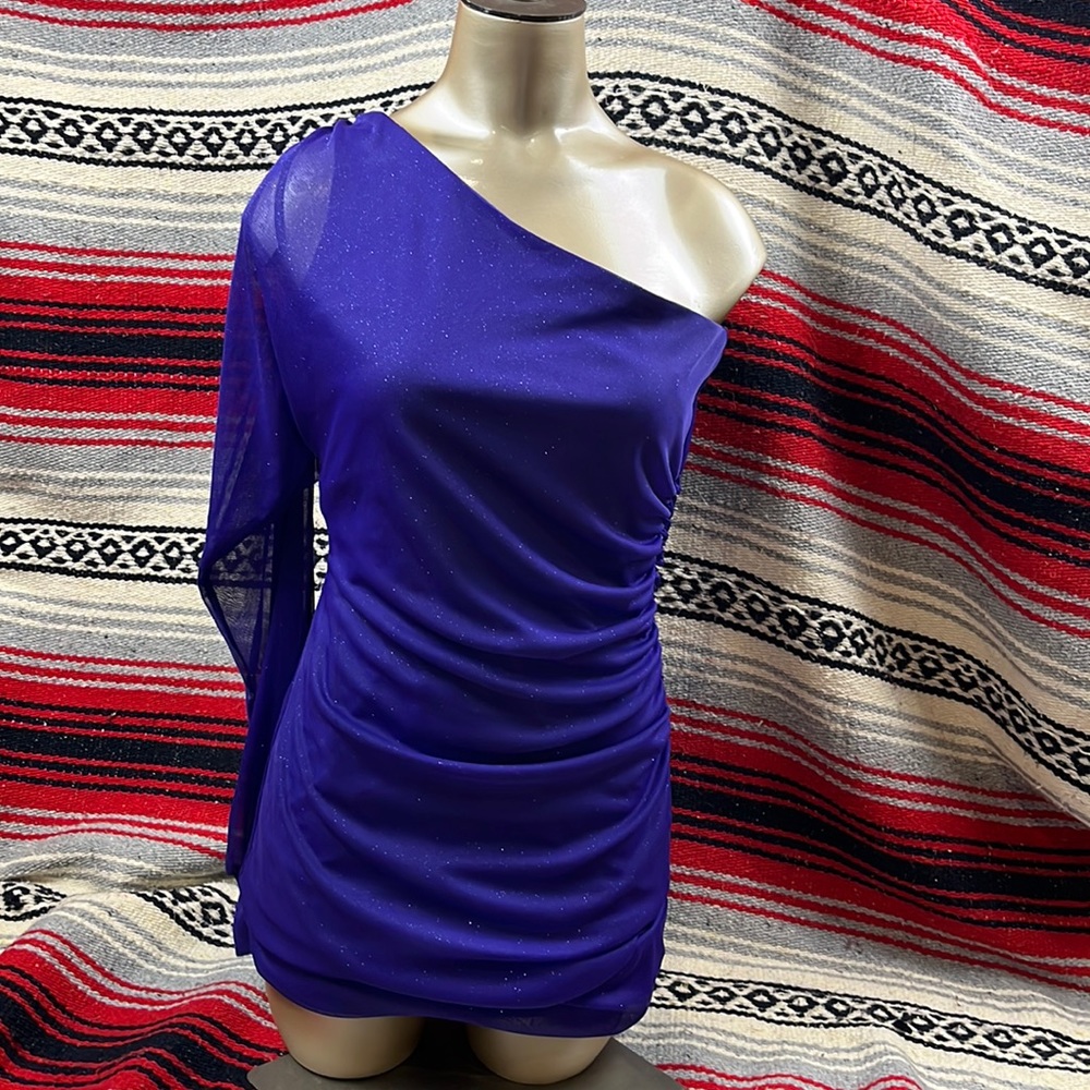 Le Chateau Bodycon Dress With Sleeve | Small